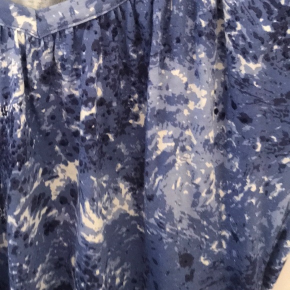 Talbots Tee - Picture 2 of 3